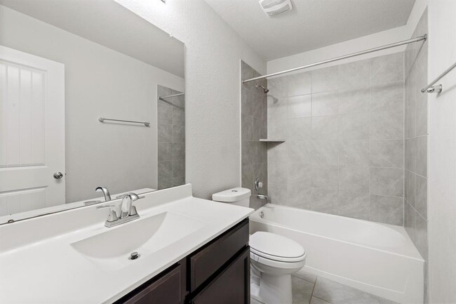 Building Photo - 29806 Breakwater Dr