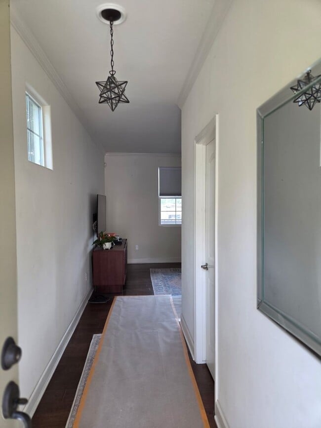 Building Photo - Beautiful home for rent in Atascadero