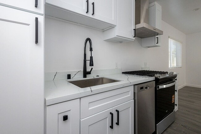 Building Photo - Brand New ADU in Silver Lake