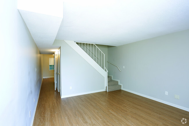 Interior Photo - Breckenridge Apartments