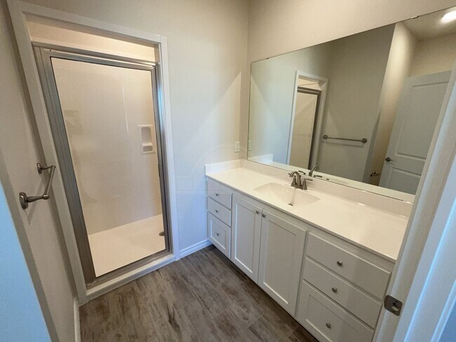 Building Photo - 5102 Rose Petal Ct