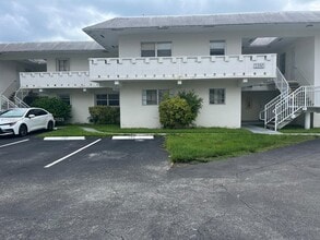 Building Photo - 7330 SW 82nd St