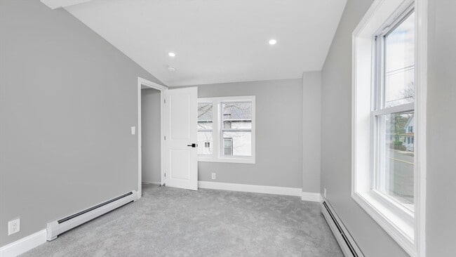 Building Photo - 23 Lynn St