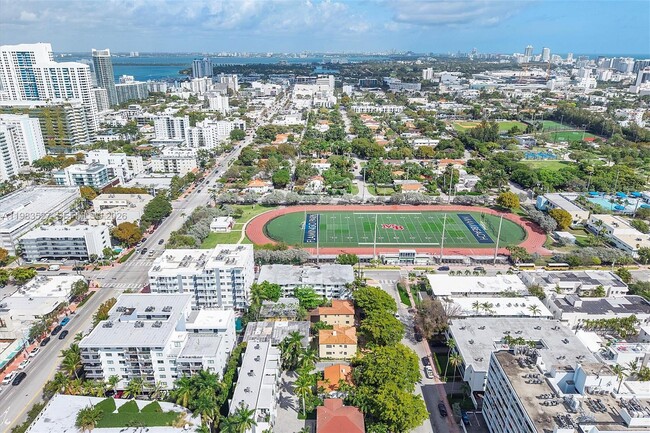 Building Photo - 1024 Lenox Ave.