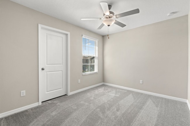 Building Photo - LIKE  NEW 5 Bedroom House for Rent in Epperson Ranch!