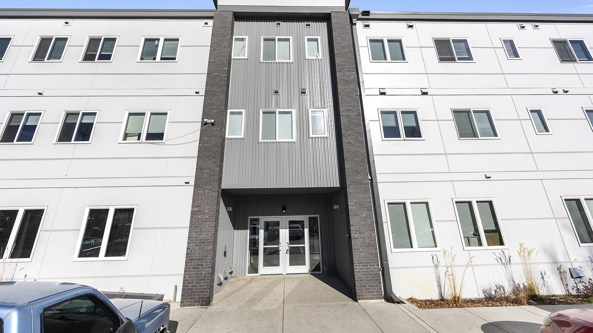 Building Photo - 2720 S Federal Blvd