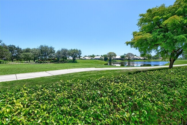 Building Photo - 11622 Creekside Dr