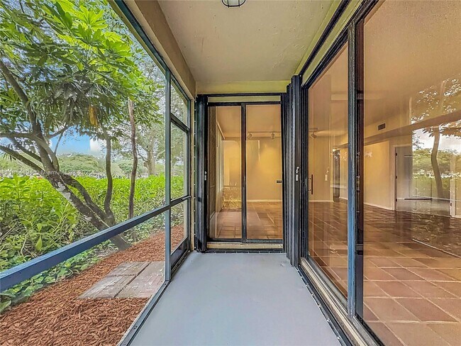 Building Photo - 10524 NW 10th St