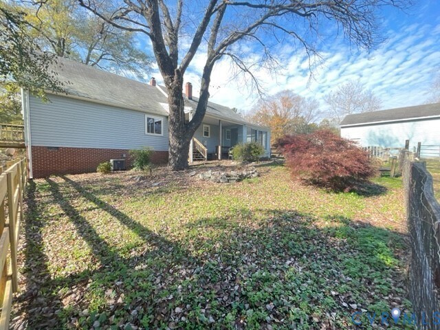 Building Photo - 15352 Binns Rd