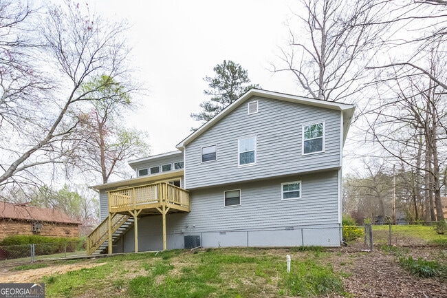 Building Photo - 2459 Chauncey Ln