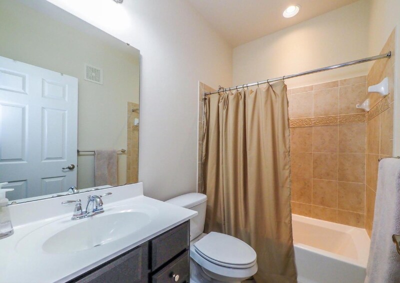 Building Photo - 1319 Cheswick Ln