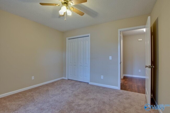 Building Photo - 131 Clubhouse Ln