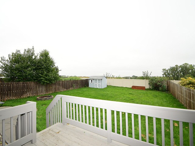 Building Photo - 14902 Mormon St