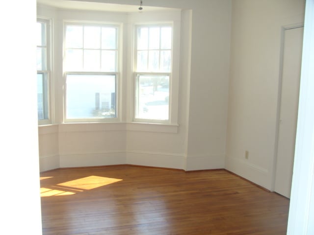 Building Photo - 4 Bedroom Home Near York Hospital On East End Of York City