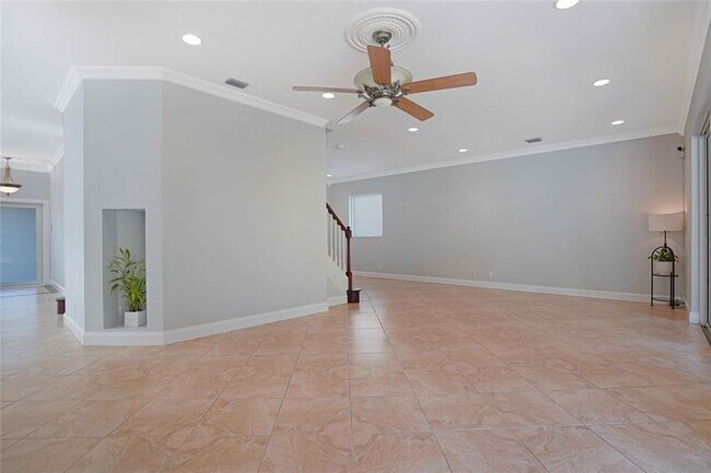 Building Photo - 1828 NW 48th Terrace