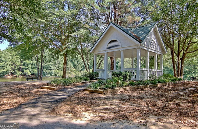 Building Photo - 315 Wood Ridge