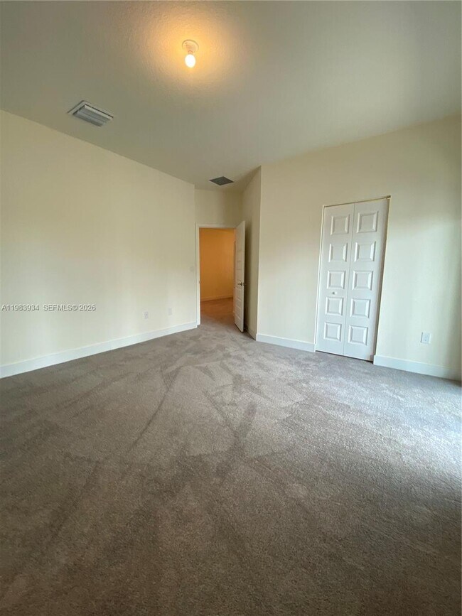 Building Photo - 8379 Central Park Blvd