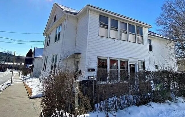 Building Photo - 12-14 Church St