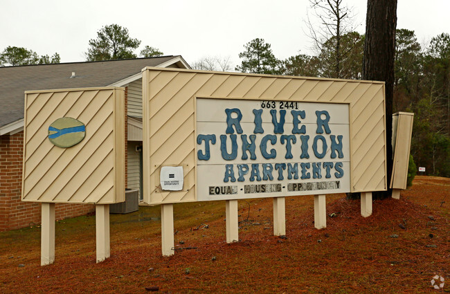 Building Photo - River Junction Apartments