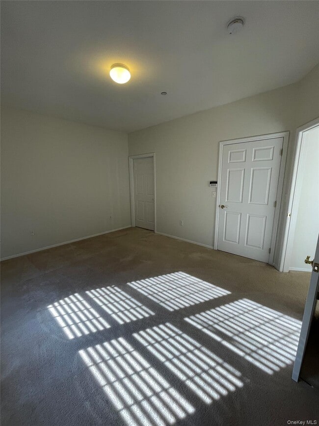 Building Photo - 75 Jacqueline Way