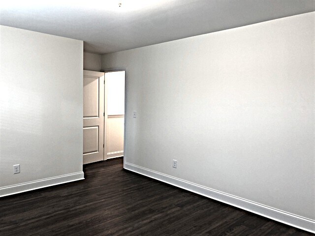 Building Photo - 203 Gregory Dr