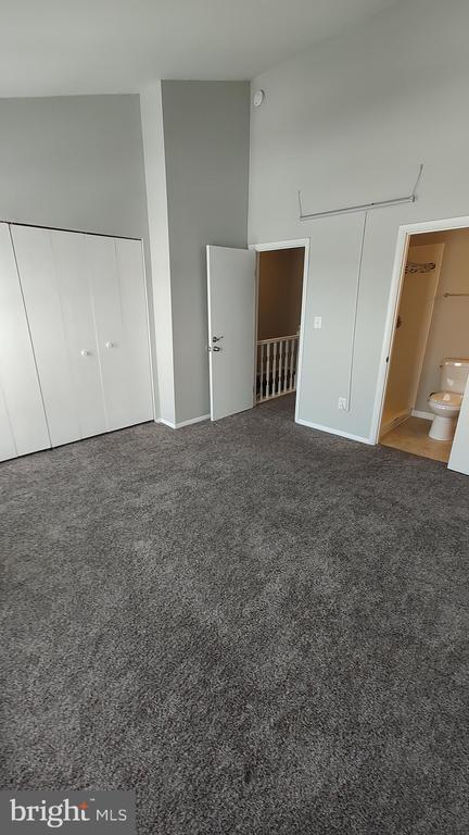 Building Photo - 3 Jack Pine Pl