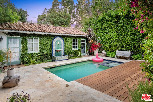 Building Photo - 408 17th St