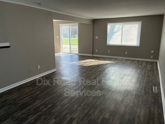 Building Photo - 7742 Harshmanville Rd