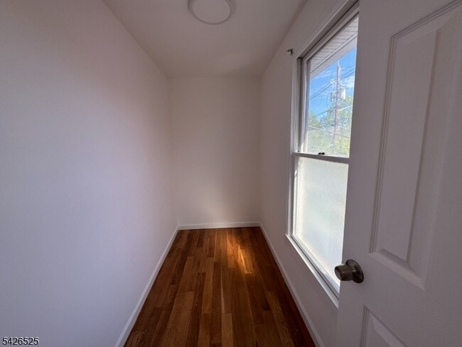 Building Photo - 87 Fairview Ave