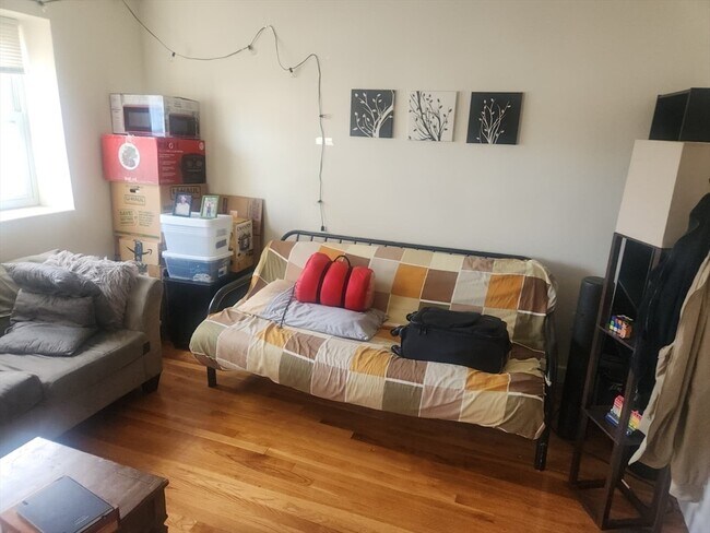 Building Photo - 20 Armington St