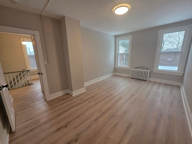 Building Photo - 2-Unit Duplex, Kingston NY