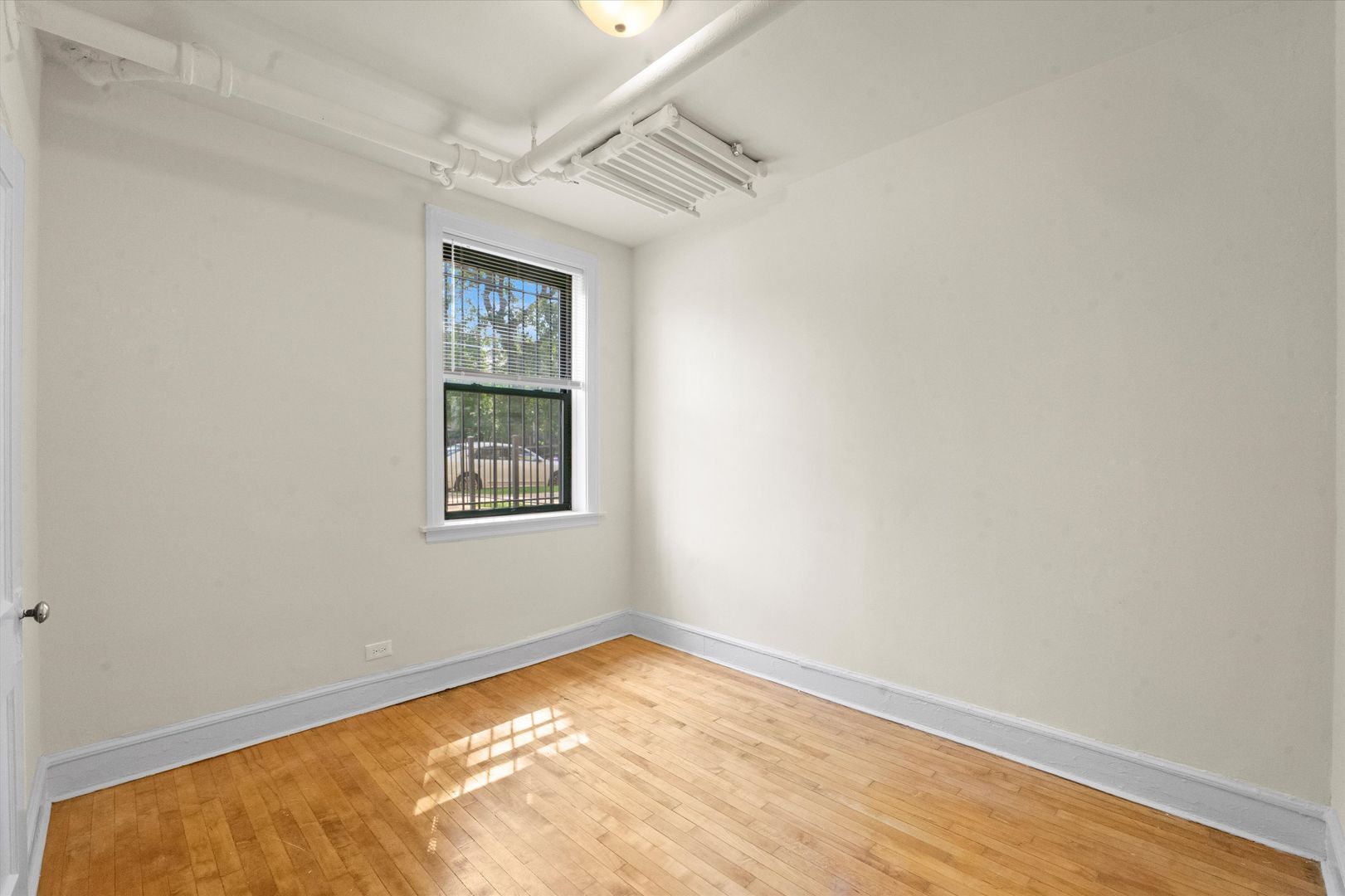 Building Photo - 2322 N Spaulding Ave