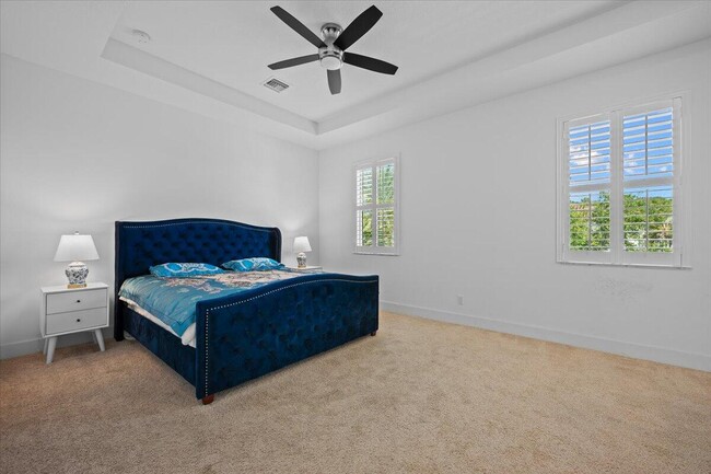 Building Photo - 1127 Faulkner Ter