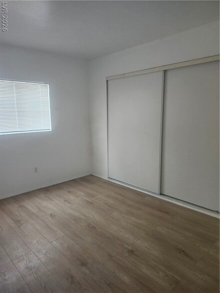 Building Photo - 1664 N Stevens St