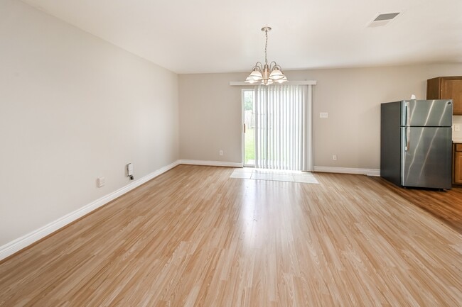 Building Photo - 22811 Precious Pl