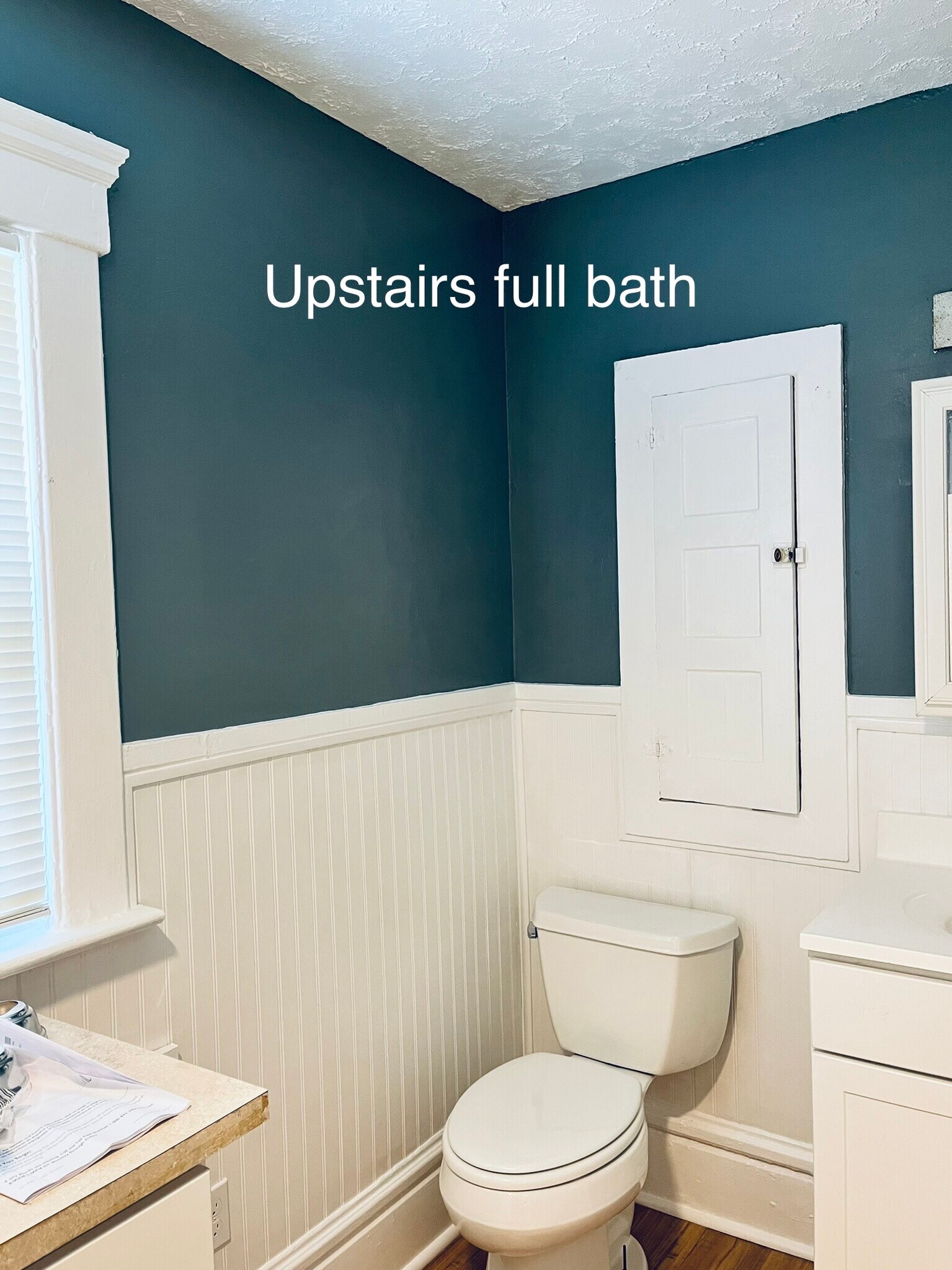 Upstairs full bath with tub - 109 Westwood Ave