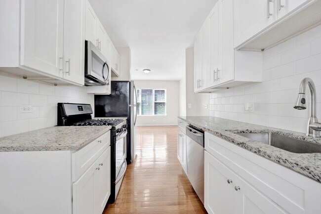 Building Photo - 3922 W Altgeld St