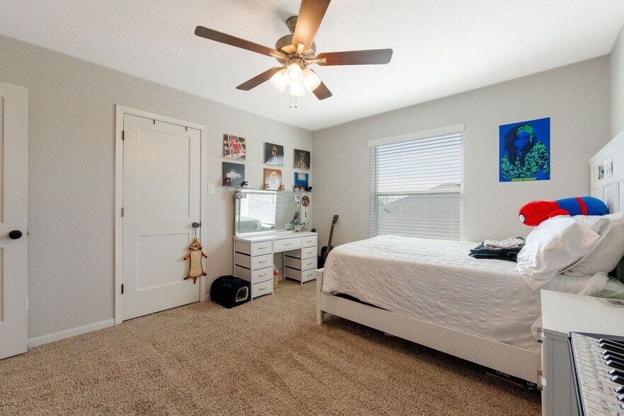 Building Photo - 2011 Cutleaf Dr