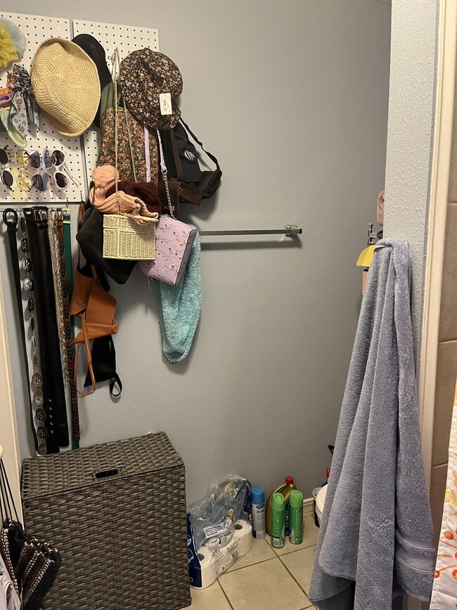 Building Photo - 3303 28th St