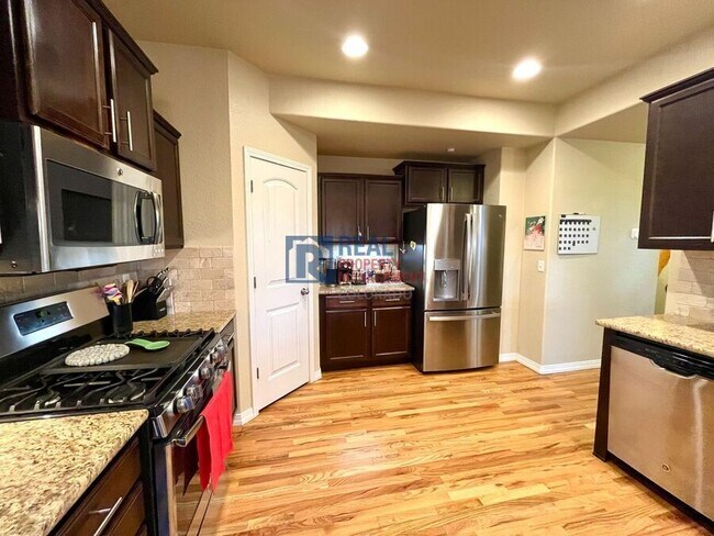 Building Photo - 2679 Farrier Ct