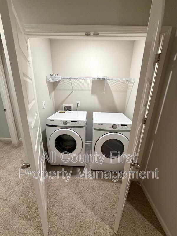 Building Photo - 1336 Rogers Landing