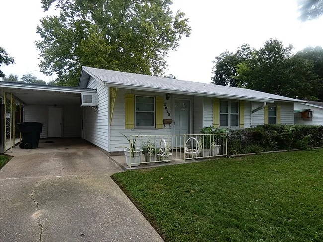Building Photo - 3028 Glenwick St