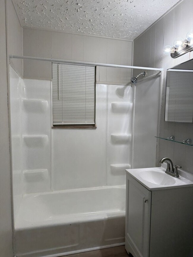 Building Photo - 3709-3711 Kinnear Ave