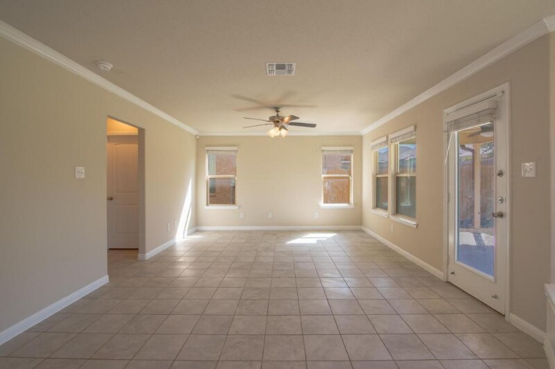 Building Photo - 9501 Raeburn Court