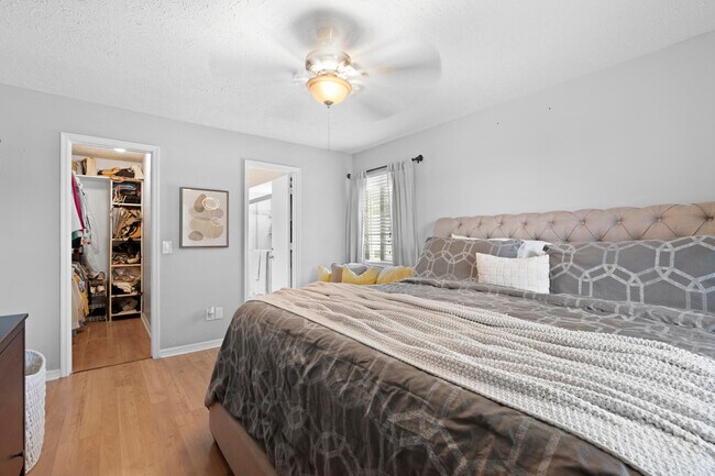 Building Photo - 3238 SW Constellation Rd