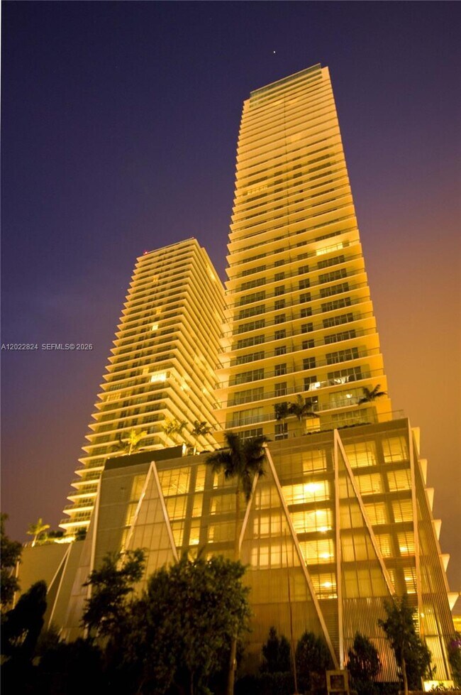 Building Photo - 79 SW 12th St