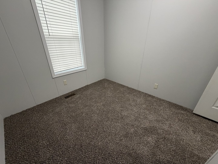 Building Photo - 15368 Dominique Dr