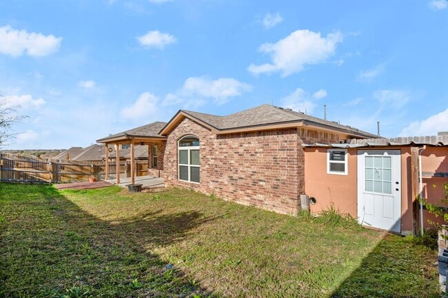 Building Photo - 420 Tula Trail