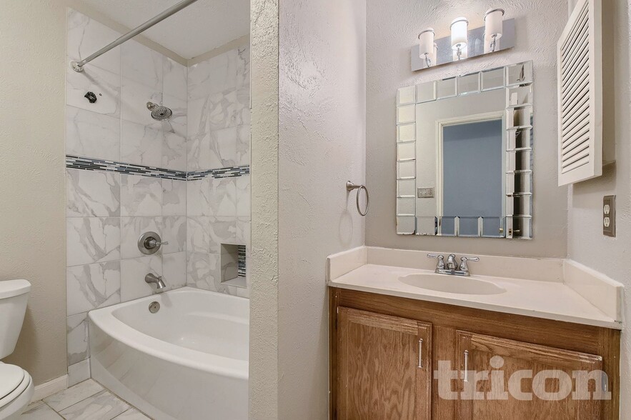 Building Photo - 6801 Greenspring Dr