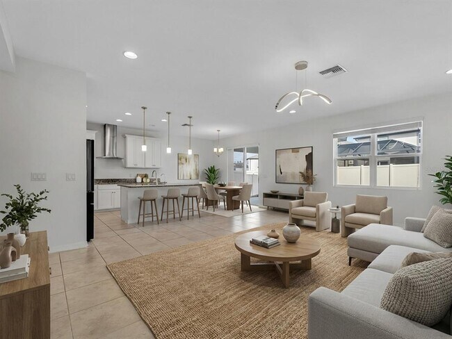 Building Photo - 7323 Pool Compass Loop